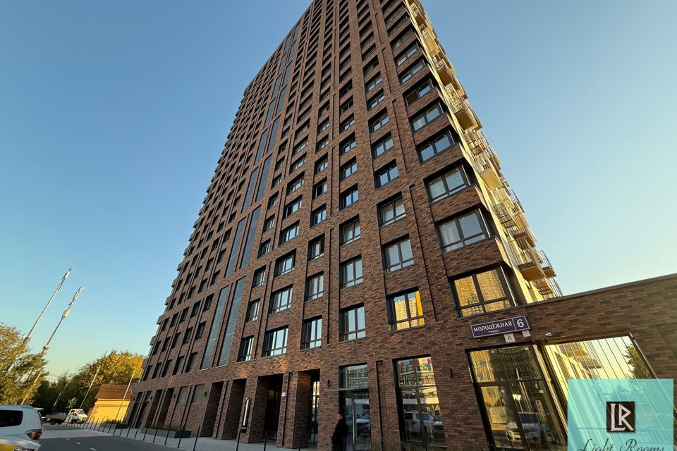 Продаётся 1-комнатная квартира, 39.7 м²