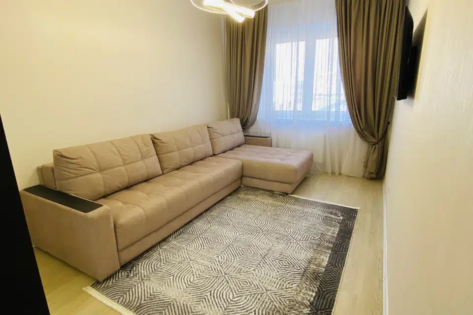Продаётся 2-комнатная квартира, 53 м²