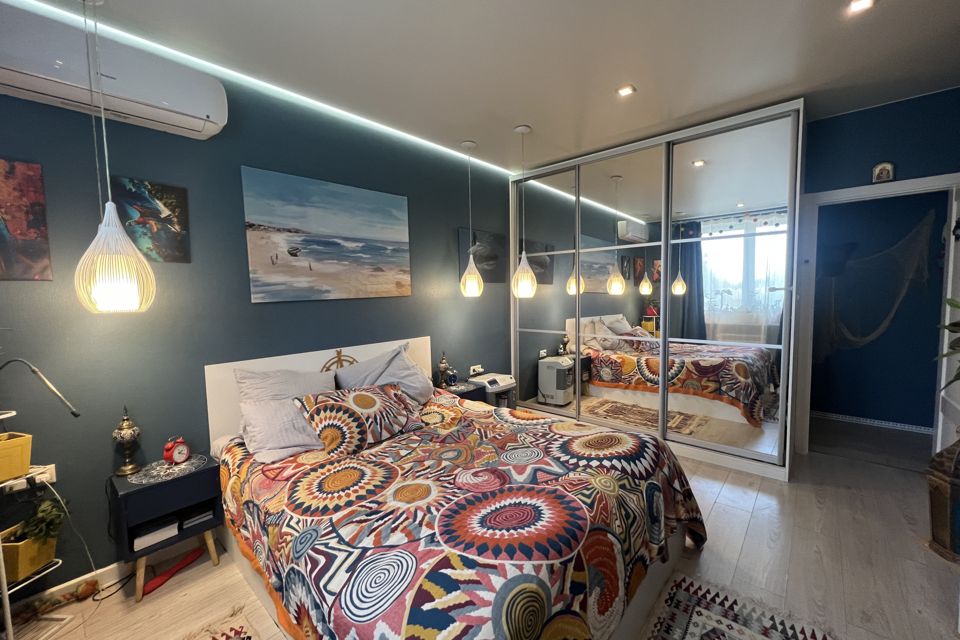 Продаётся 2-комнатная квартира, 61.8 м²