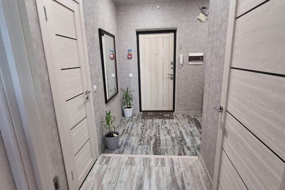 Продаётся 1-комнатная квартира, 42 м²