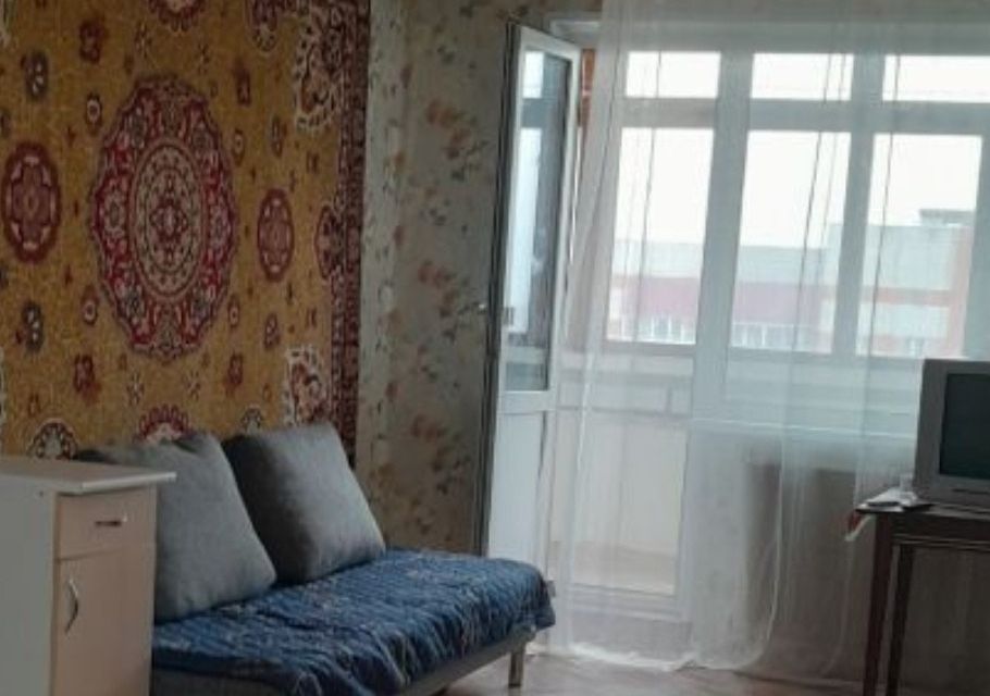 Сдаётся 1-комнатная квартира, 42 м²