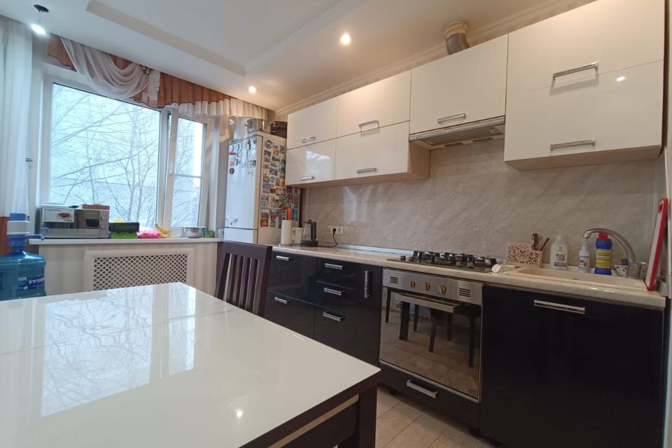 Продаётся 3-комнатная квартира, 65 м²
