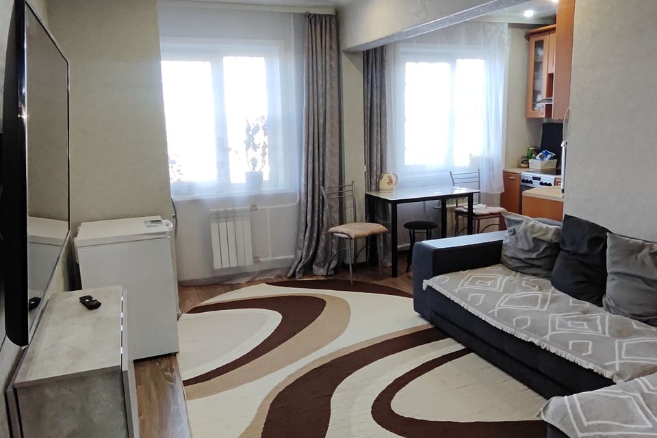 Продаётся 3-комнатная квартира, 60.3 м²