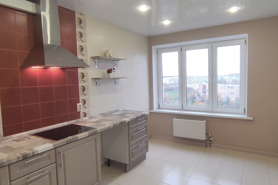 Продаётся 1-комнатная квартира, 42.5 м²