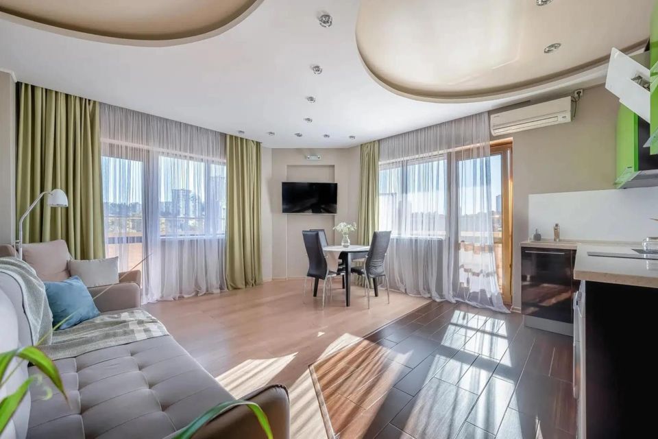 Продаётся 1-комнатная квартира, 53 м²