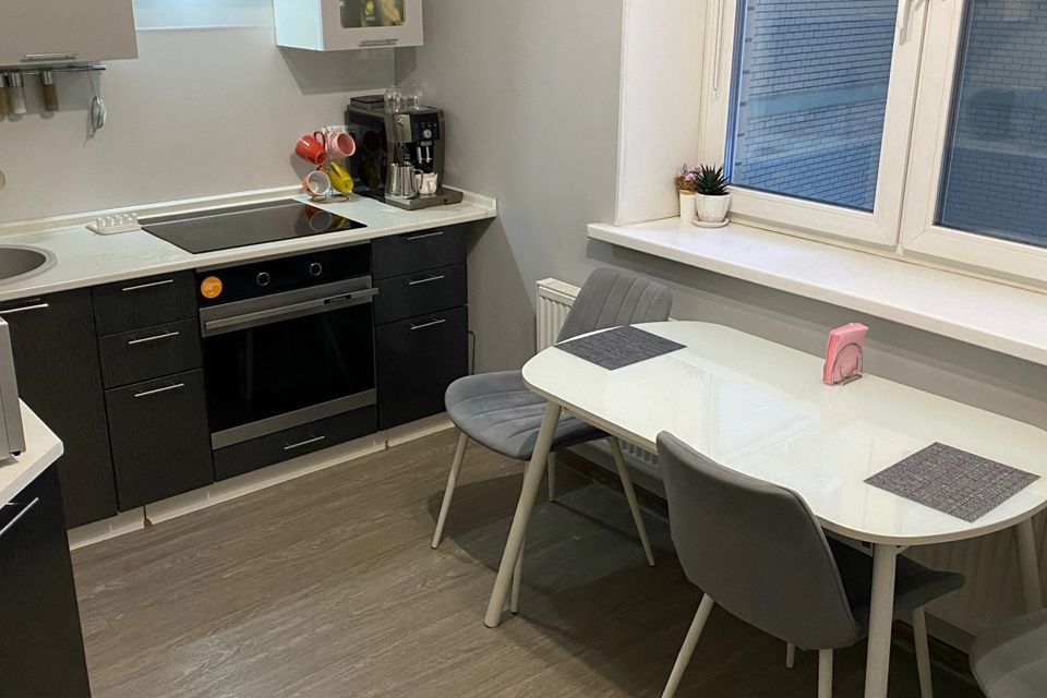 Продаётся 1-комнатная квартира, 39.2 м²