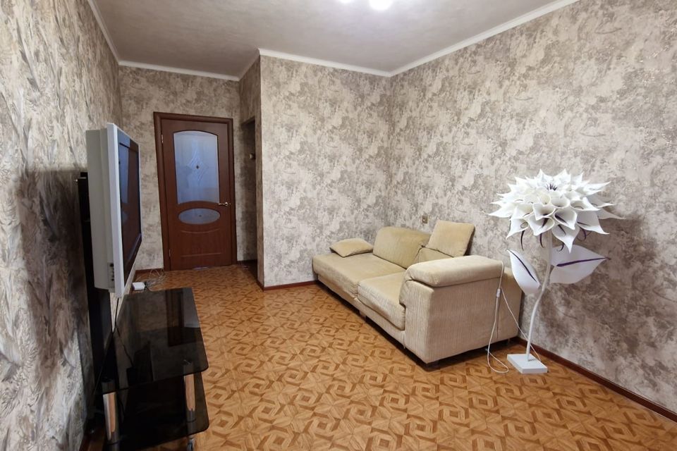 Продаётся 3-комнатная квартира, 61.7 м²