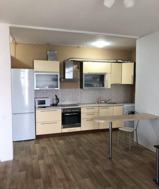 Сдаётся 2-комнатная квартира, 53 м²