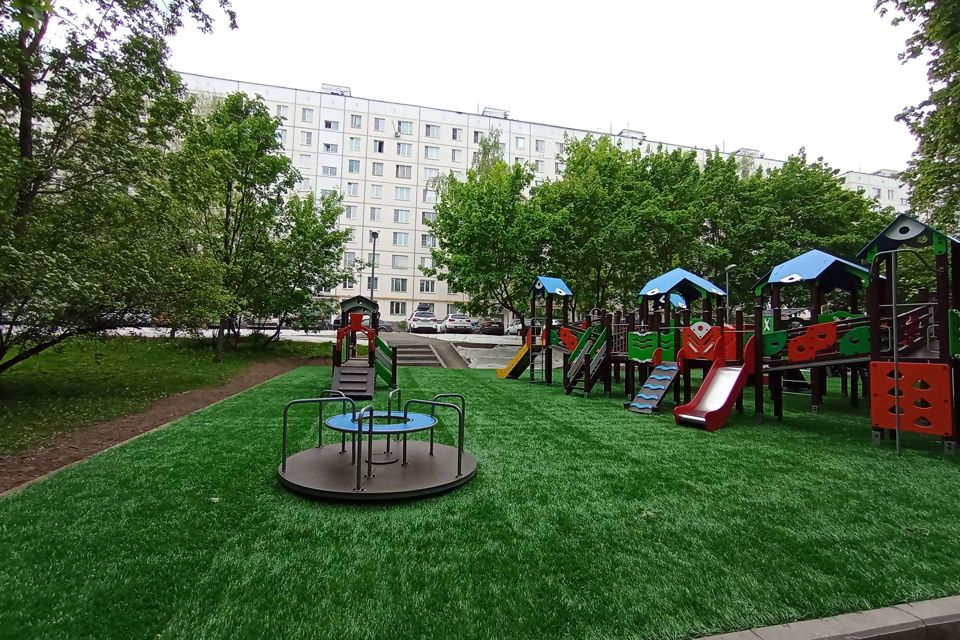 Продаётся 3-комнатная квартира, 58.4 м²