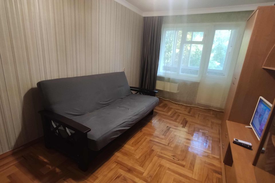 Сдаётся 1-комнатная квартира, 32 м²
