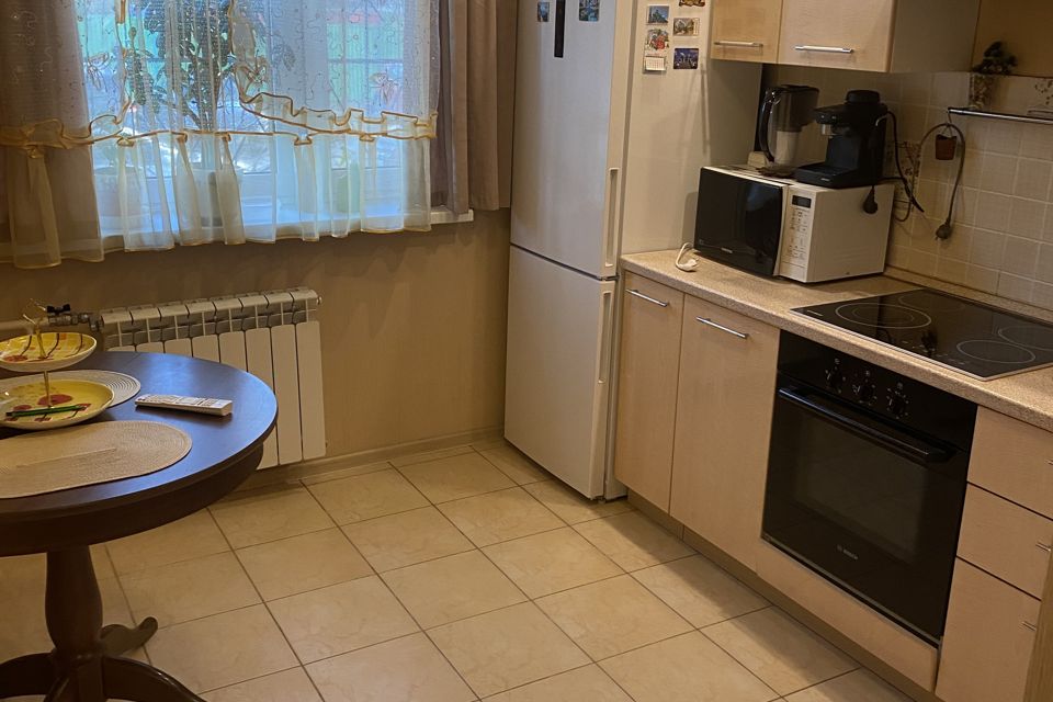 Продаётся 1-комнатная квартира, 35.8 м²