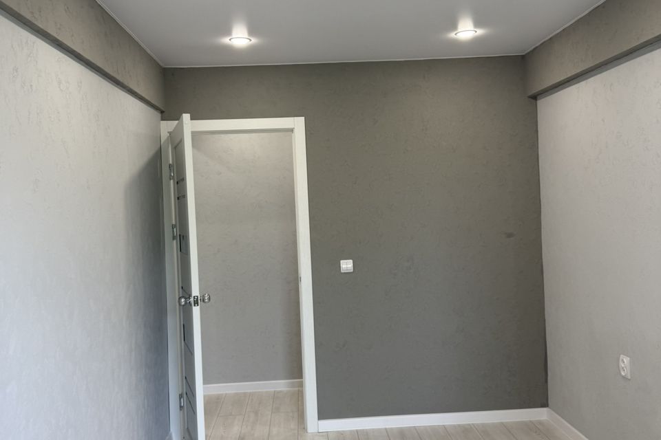 Продаётся 3-комнатная квартира, 58.6 м²