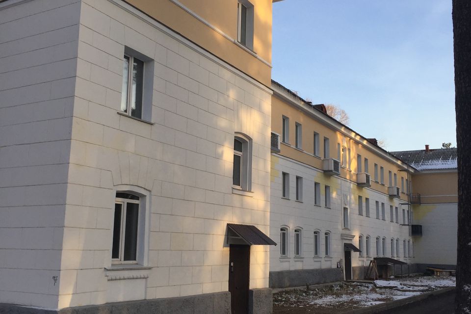 Продаётся 1-комнатная квартира, 42.6 м²