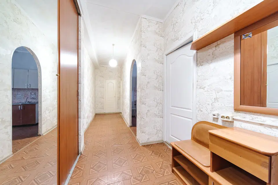 Продаётся 1-комнатная квартира, 42.7 м²