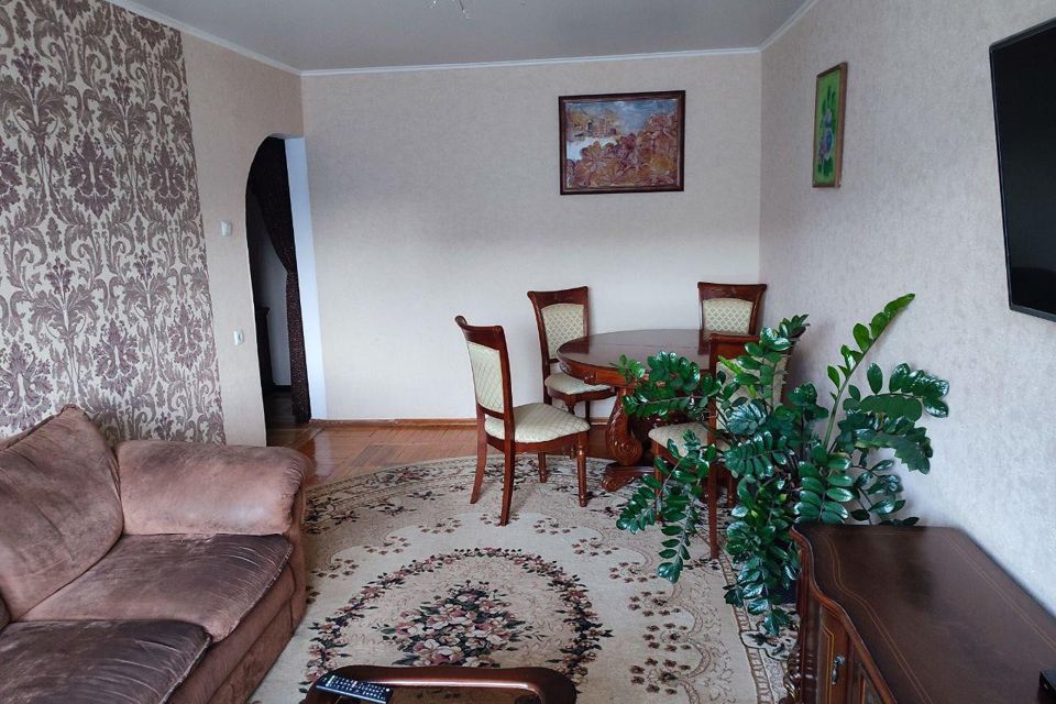 Продаётся 3-комнатная квартира, 66.4 м²