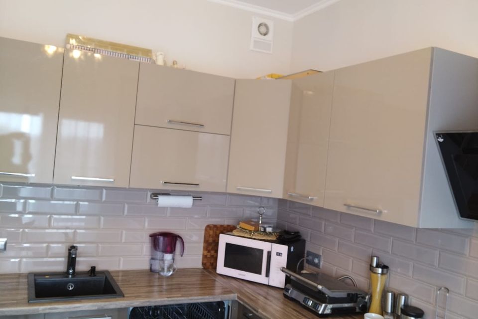 Продаётся 2-комнатная квартира, 55.4 м²