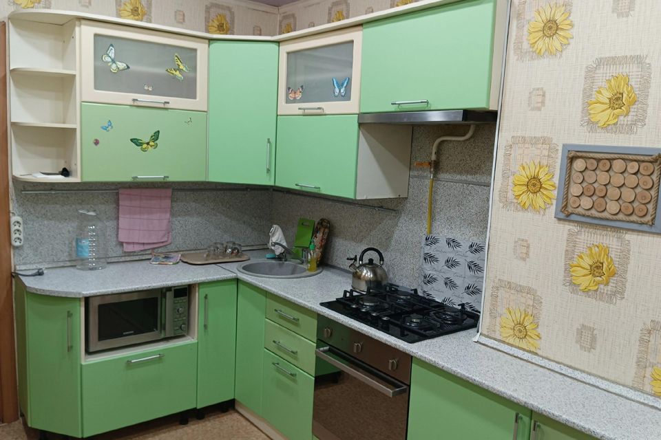 Сдаётся 2-комнатная квартира, 65 м²