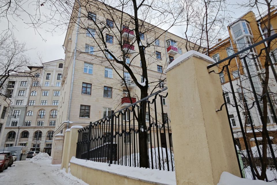 Продаётся 2-комнатная квартира, 57 м²