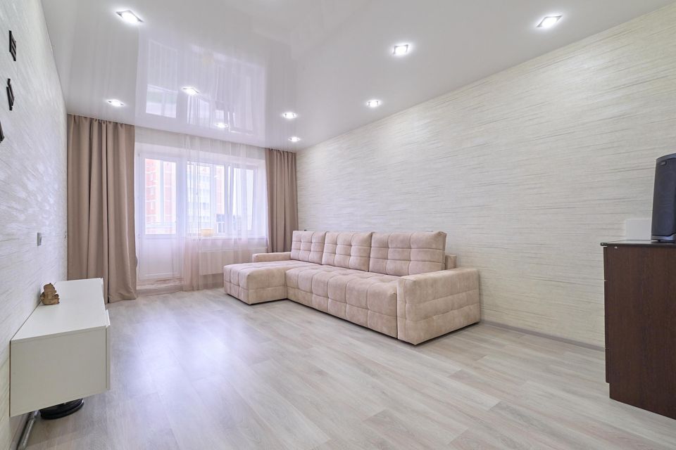 Продаётся 3-комнатная квартира, 76.6 м²