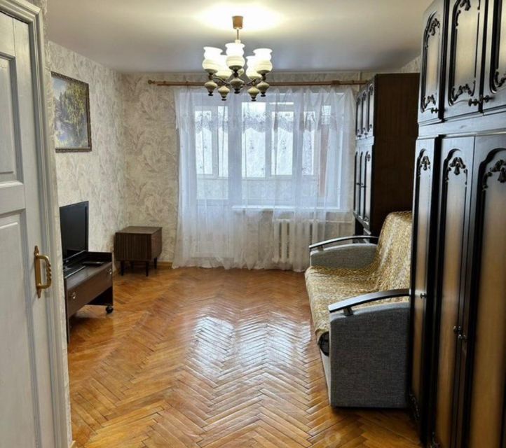 Продаётся 1-комнатная квартира, 41.3 м²