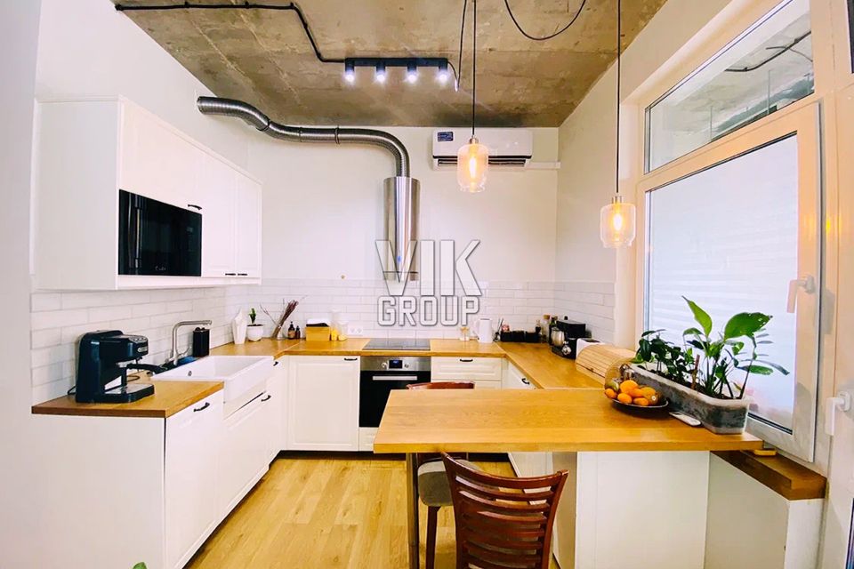 Продаётся 4-комнатная квартира, 88 м²