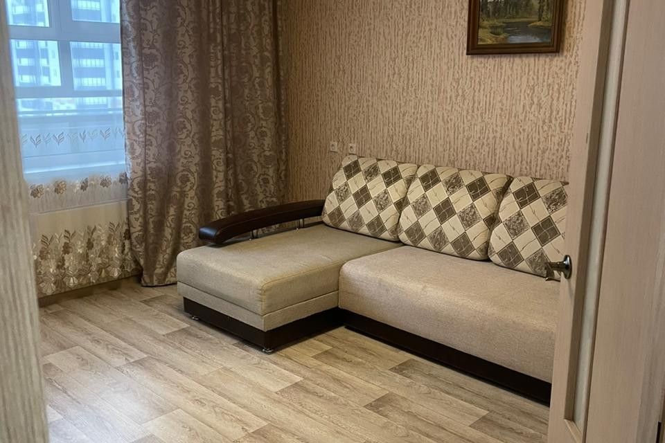 Сдаётся 1-комнатная квартира, 42 м²
