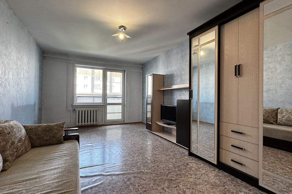 Продаётся 1-комнатная квартира, 40.7 м²