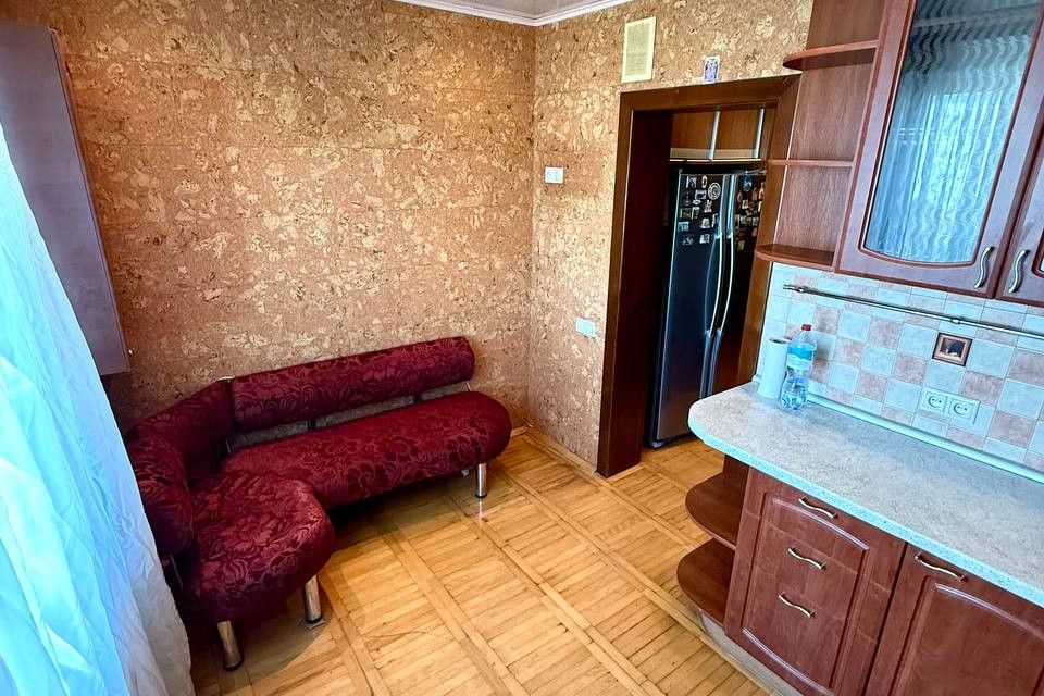 Продаётся 4-комнатная квартира, 85.8 м²