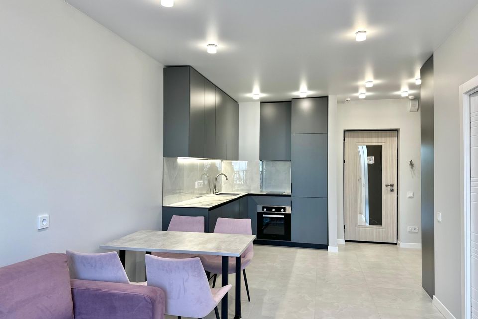 Продаётся 1-комнатная квартира, 41.8 м²