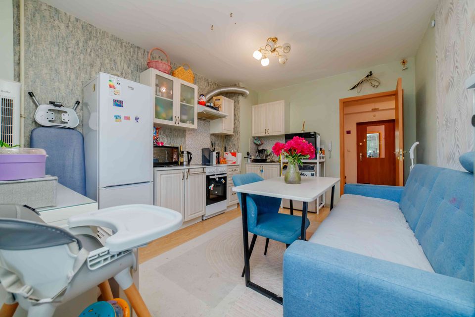 Продаётся 1-комнатная квартира, 48 м²