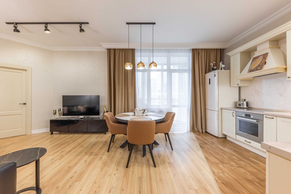 Продаётся 3-комнатная квартира, 115.3 м²