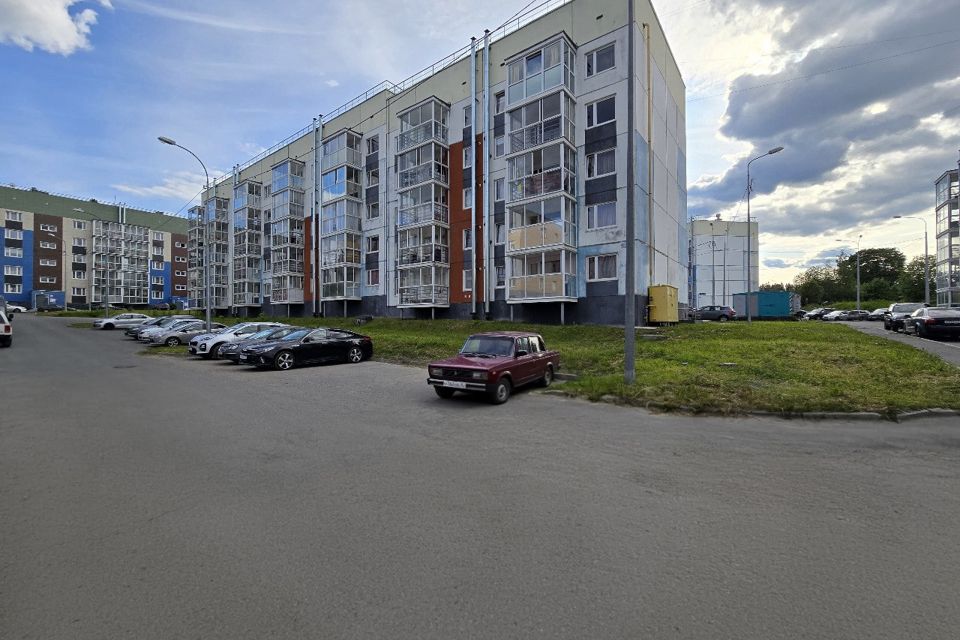 Продаётся 2-комнатная квартира, 53.7 м²