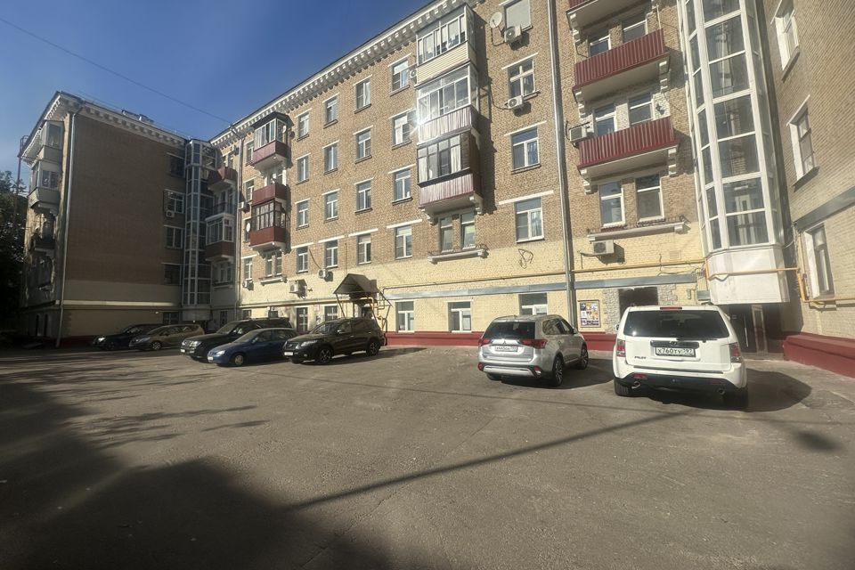 Продаётся 2-комнатная квартира, 56.7 м²