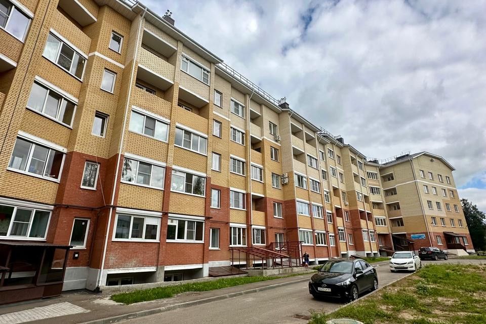Продаётся 2-комнатная квартира, 52.6 м²