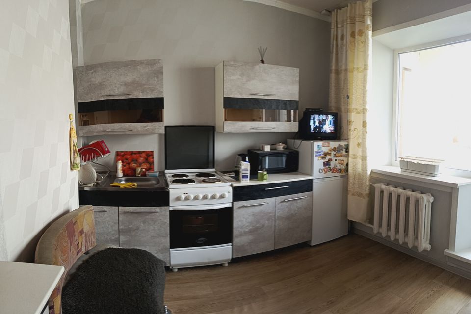 Продаётся 2-комнатная квартира, 60.7 м²