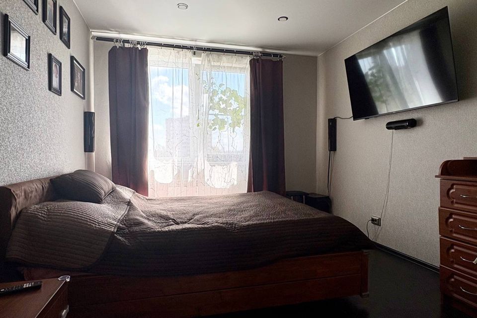 Продаётся 2-комнатная квартира, 56.8 м²