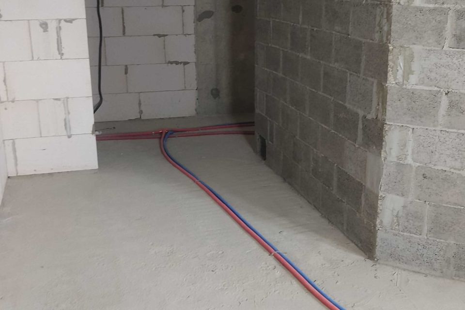 Продаётся 1-комнатная квартира, 42 м²