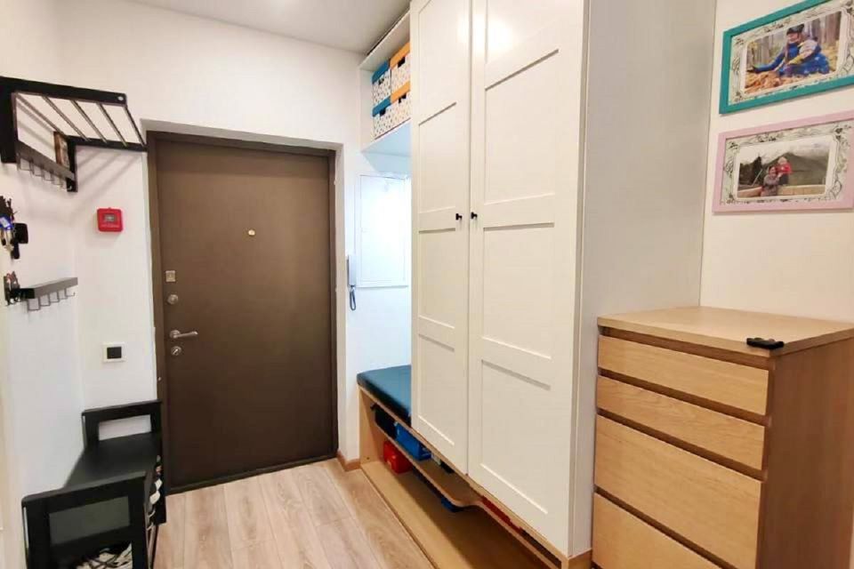 Продаётся 1-комнатная квартира, 37.4 м²