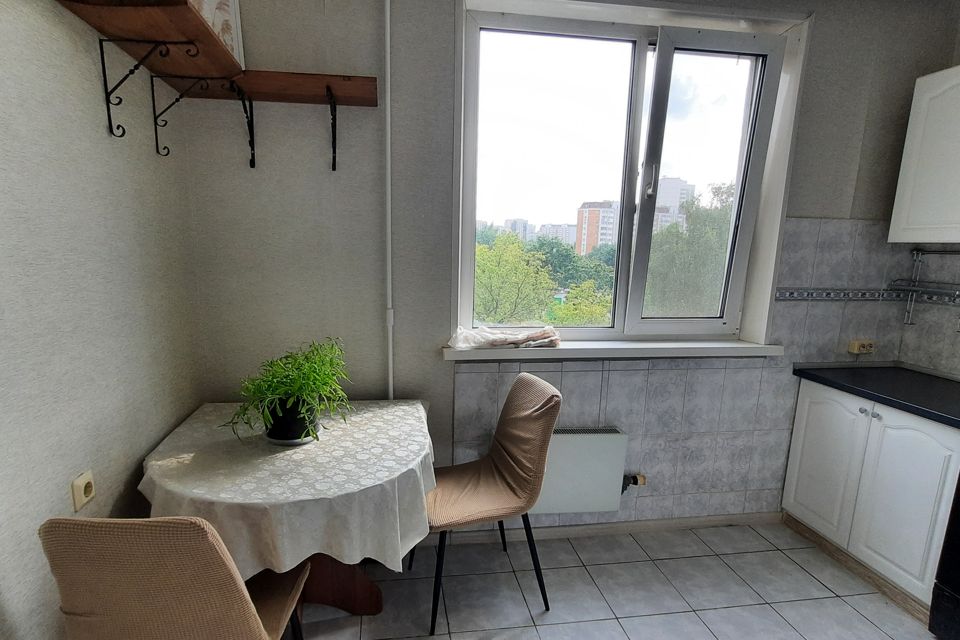 Продаётся 1-комнатная квартира, 37.7 м²