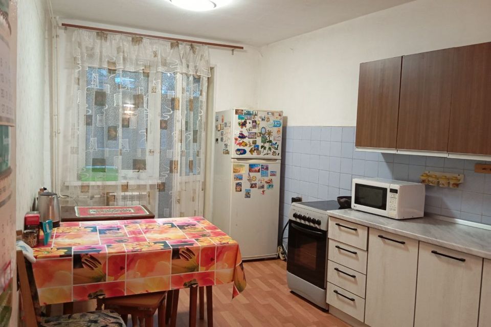 Продаётся 2-комнатная квартира, 60.5 м²