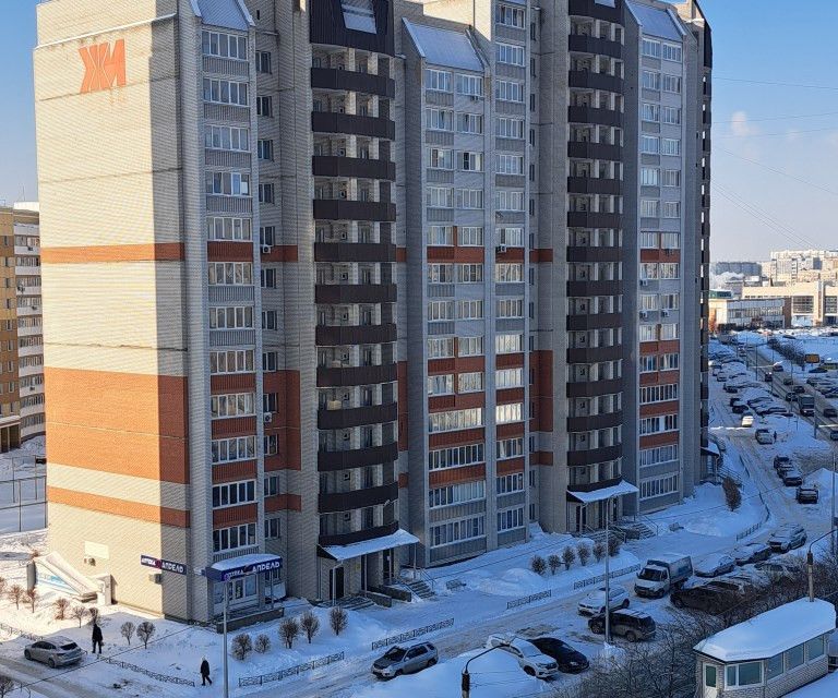 Продаётся 3-комнатная квартира, 100.5 м²