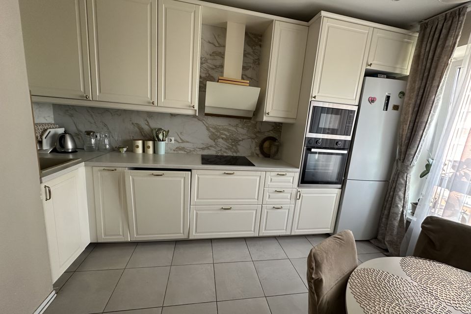 Продаётся 3-комнатная квартира, 71.8 м²