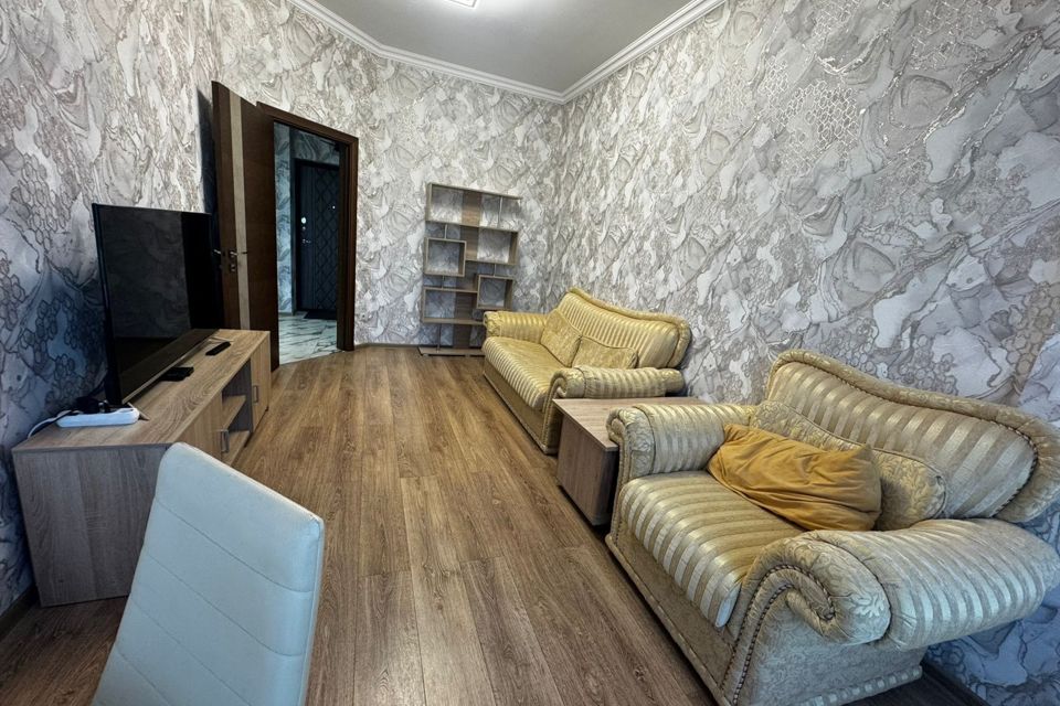 Сдаётся 2-комнатная квартира, 60 м²