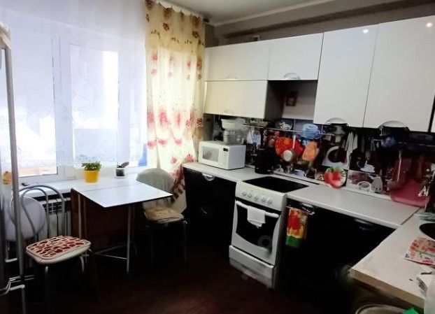 Продаётся 3-комнатная квартира, 60.8 м²