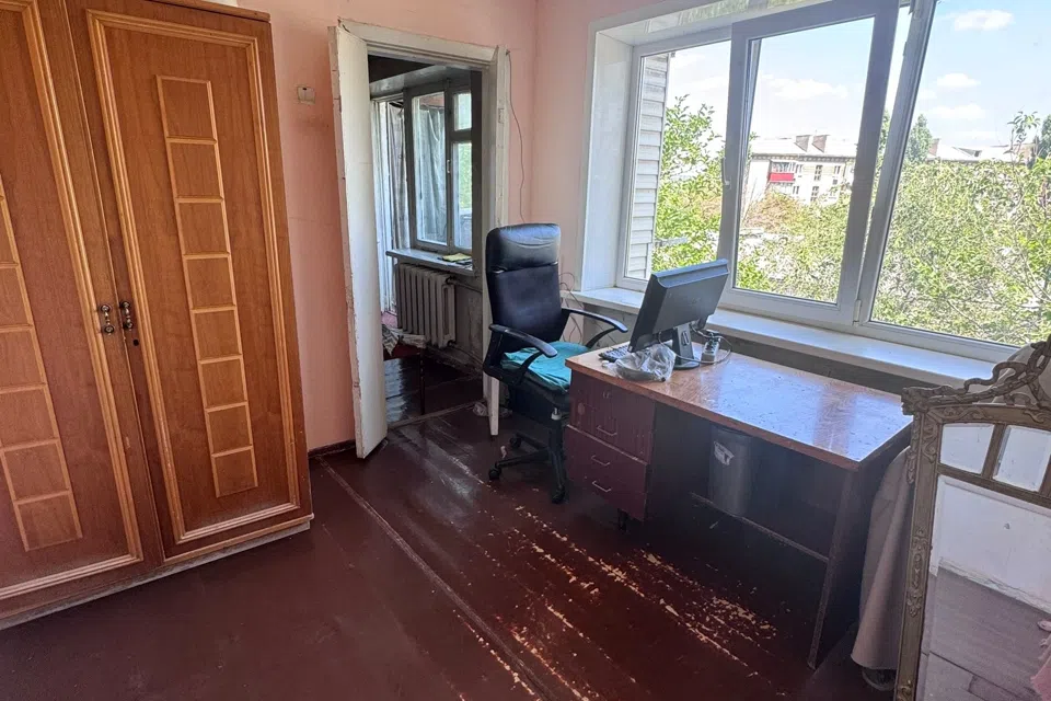 Продаётся 3-комнатная квартира, 43 м²