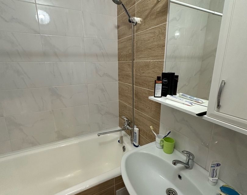 Продаётся 3-комнатная квартира, 100 м²