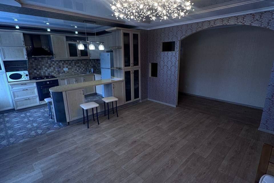 Продаётся 3-комнатная квартира, 73 м²