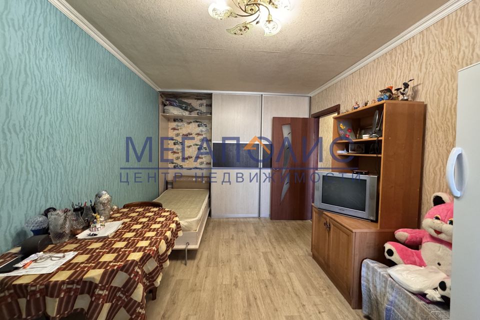 Продаётся 1-комнатная квартира, 30.4 м²