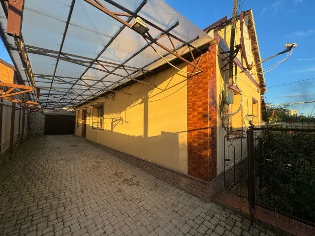 Продаётся 1-этажный дом, 100 м²