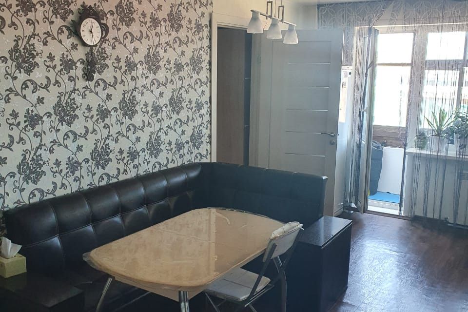 Продаётся 3-комнатная квартира, 55 м²